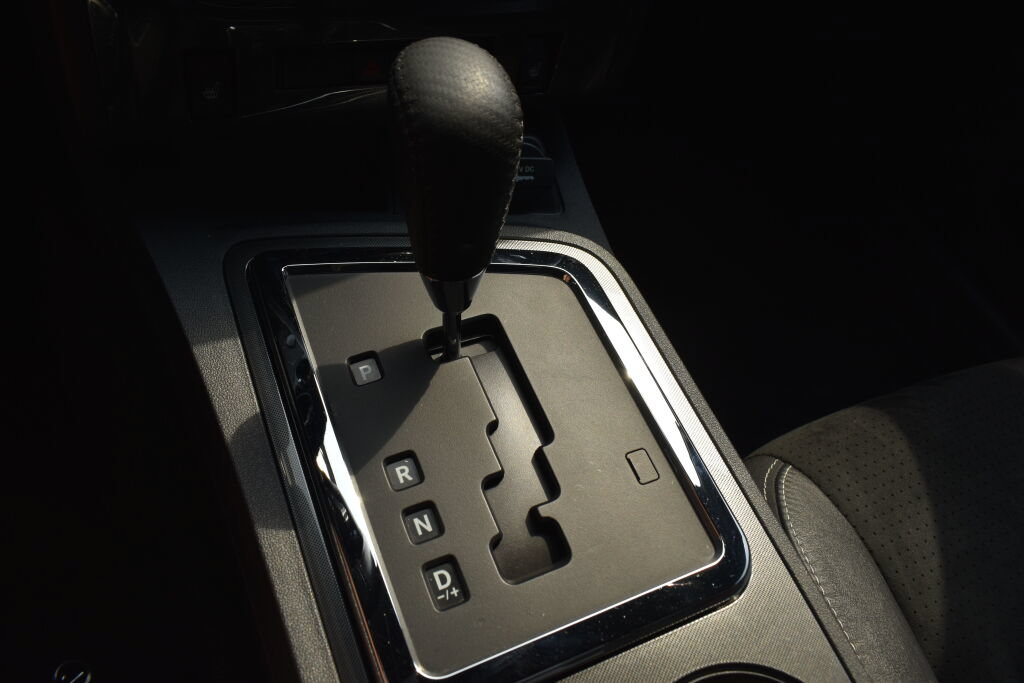 Used 2010 Dodge Challenger SRT8 w/ SRT Option Group II RWD image 13