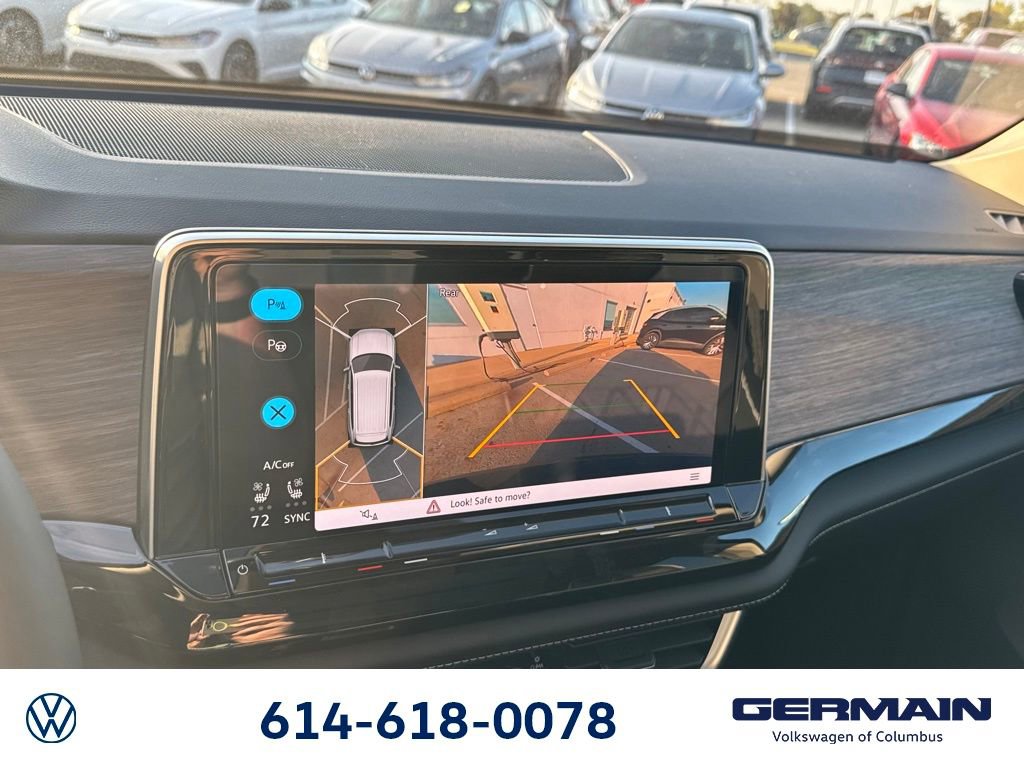 New 2026 Volkswagen Atlas SEL Premium R-Line image 30