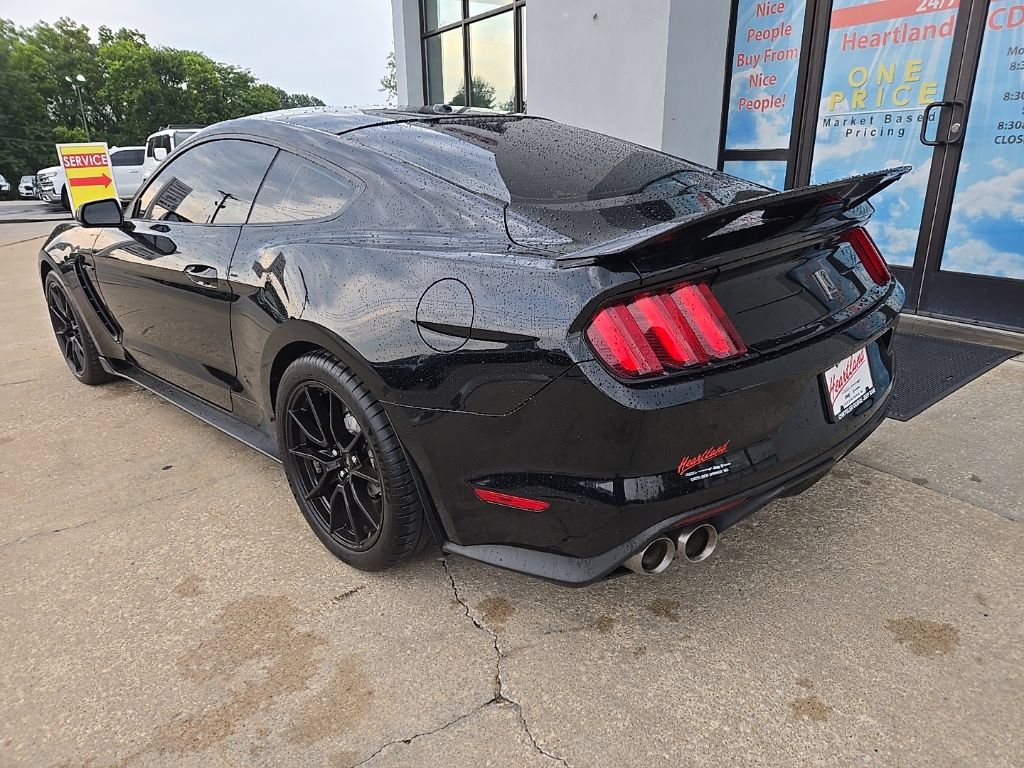 Used 2019 Ford Mustang Shelby GT350 w/ Technology Package RWD image 7