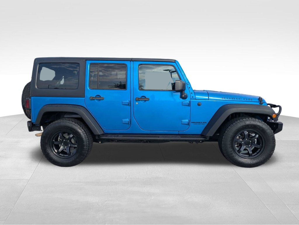 Used 2016 Jeep Wrangler Unlimited Rubicon w/ Connectivity Group AWD/4WD image 3