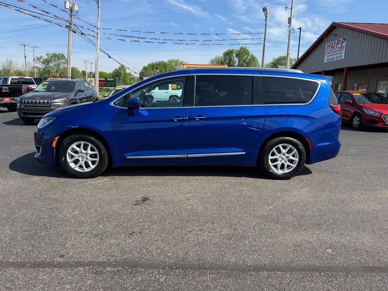 Used 2020 Chrysler Pacifica Touring-L image 22