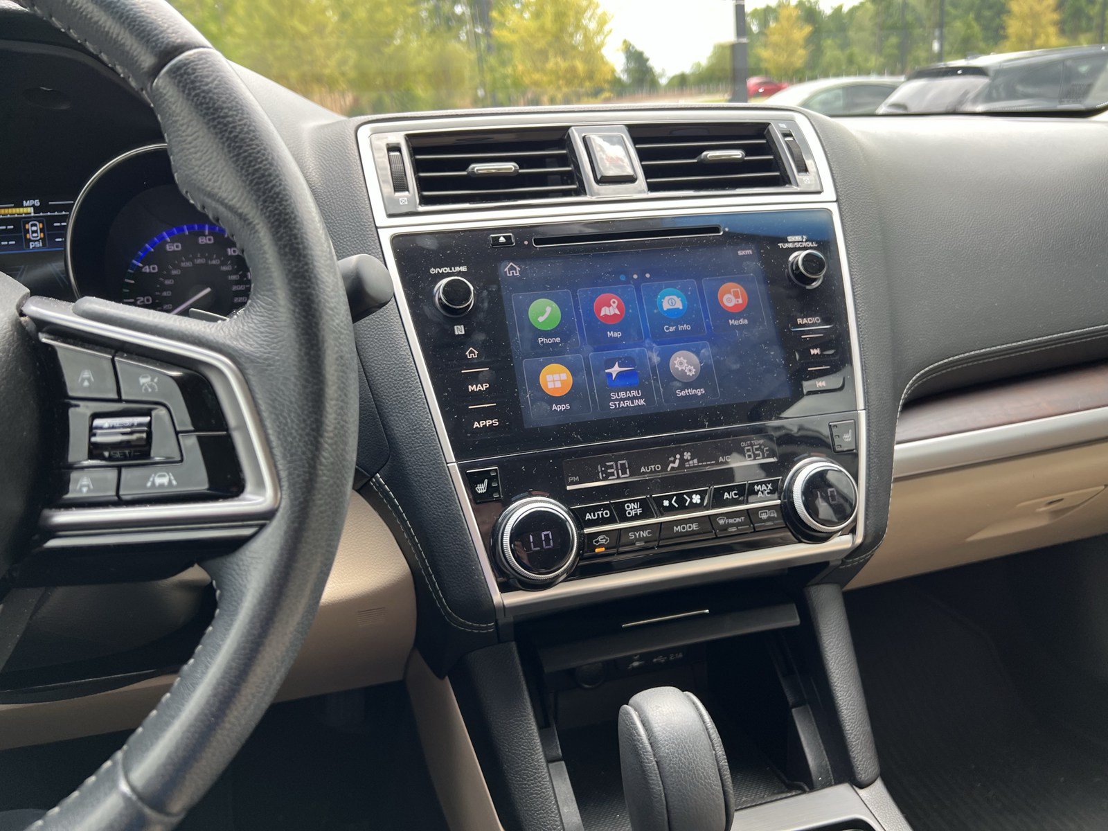 Used 2019 Subaru Outback 2.5i Limited AWD/4WD image 18