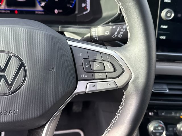 Certified 2023 Volkswagen Taos SEL image 14