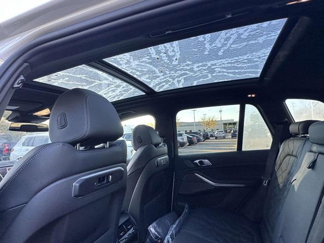 New 2026 BMW X5 xDrive40i w/ Premium Package image 11