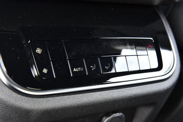 New 2026 Nissan Armada SL w/ Captain's Chari Seat Package image 28