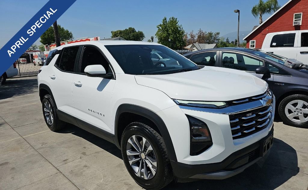 Used 2025 Chevrolet Equinox LT image 1