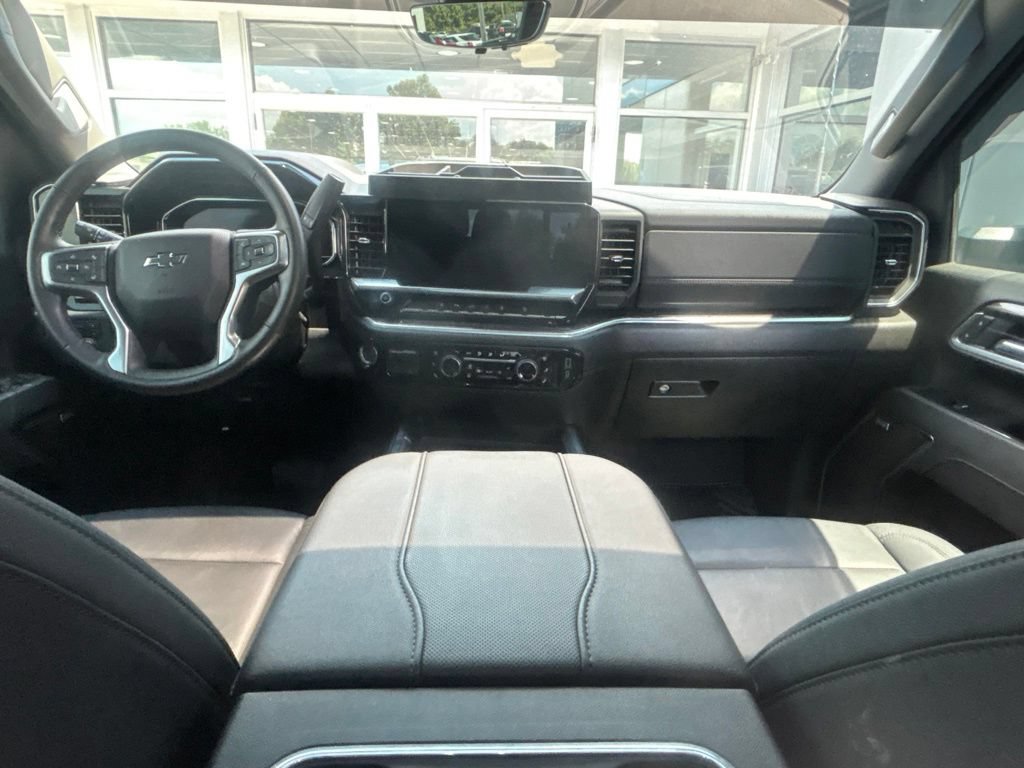 Used 2025 Chevrolet Silverado 2500 LTZ w/ Trail Boss Package AWD/4WD image 13