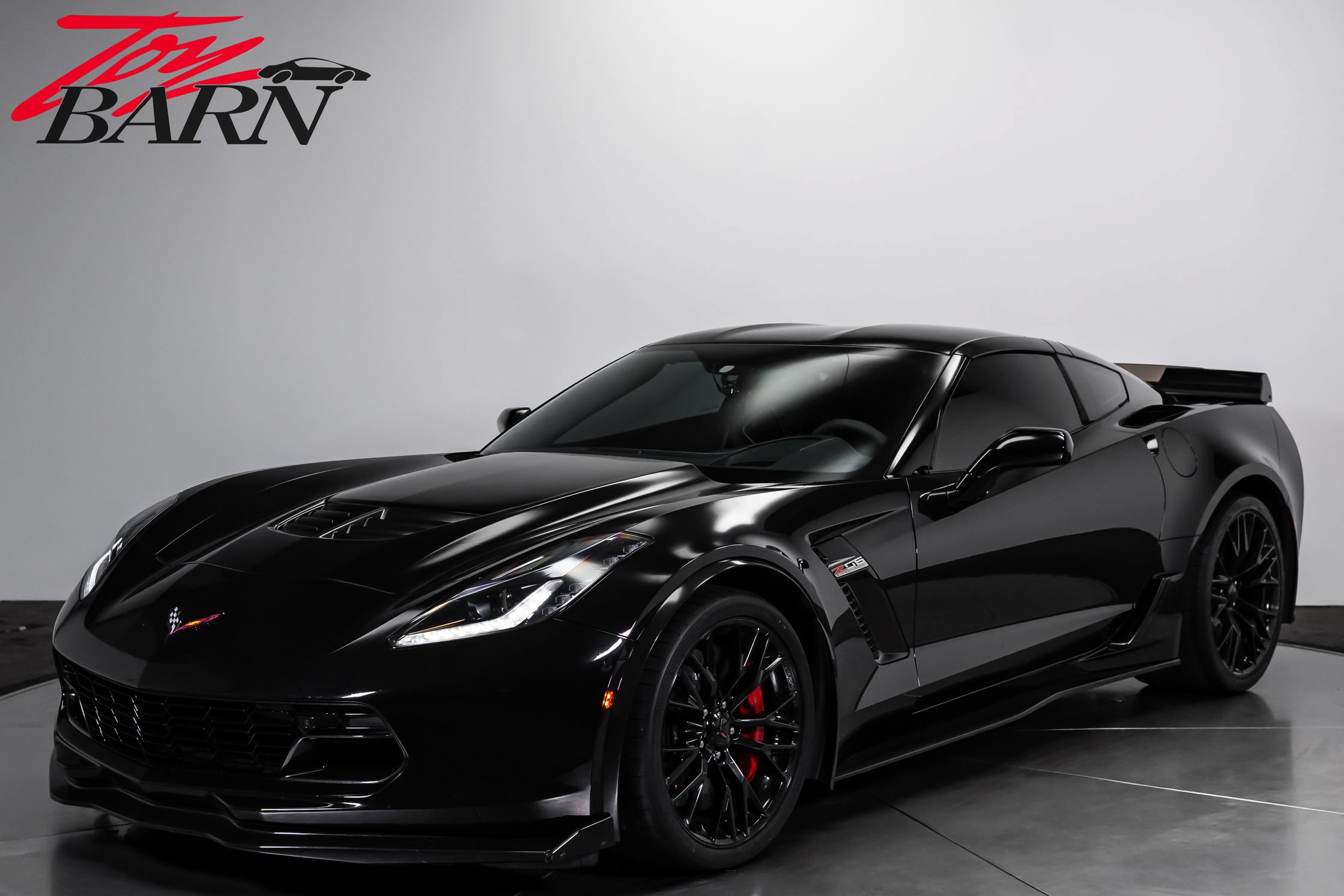 Used 2018 Chevrolet Corvette Z06 RWD image 9