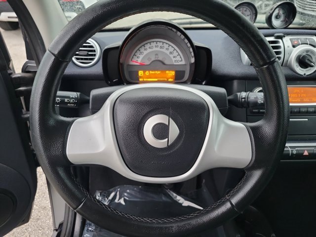 Used 2016 smart fortwo passion image 14