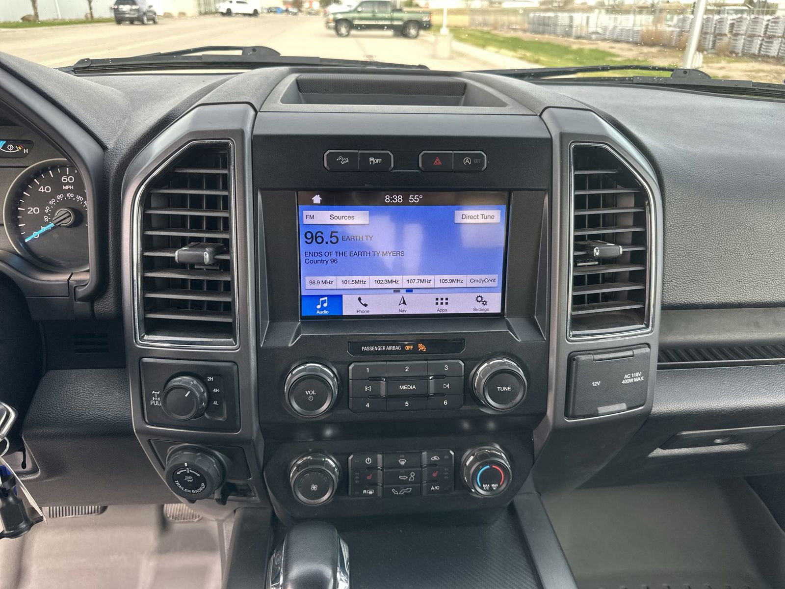 Used 2019 Ford F150 XLT w/ Equipment Group 302A Luxury AWD/4WD image 13