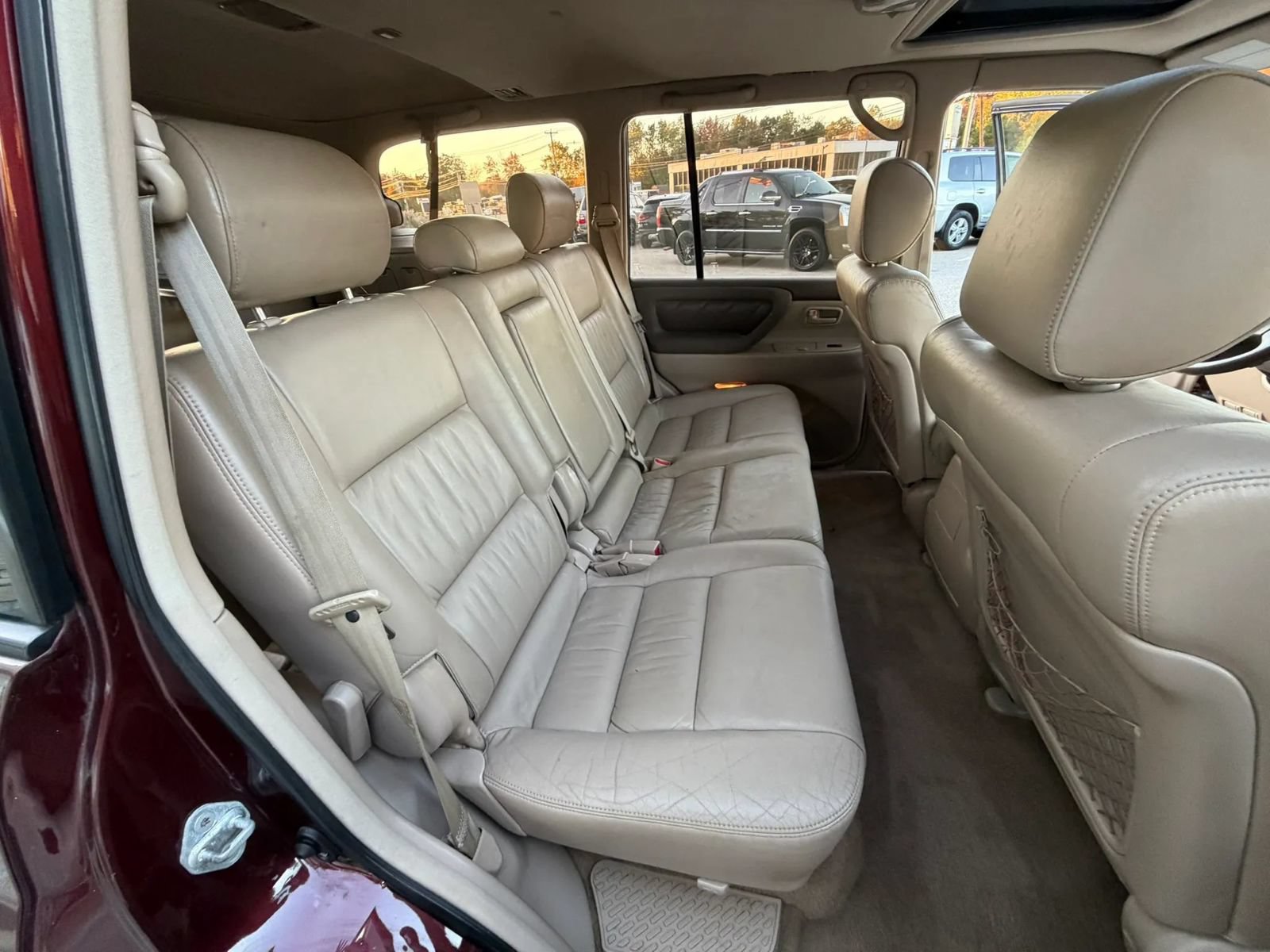 Used 2000 Toyota Land Cruiser w/ Convenience Pkg AWD/4WD image 30