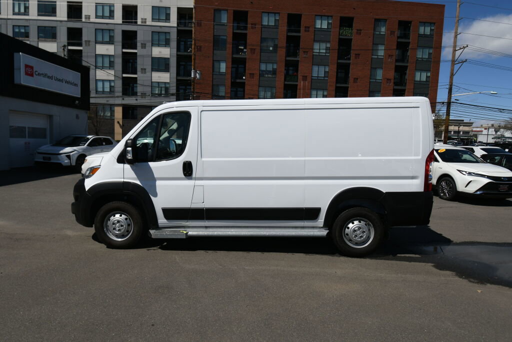 Used 2023 RAM ProMaster 2500 image 4