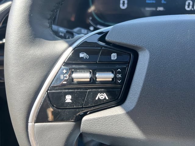 Used 2023 Kia Niro SX Touring FWD image 25