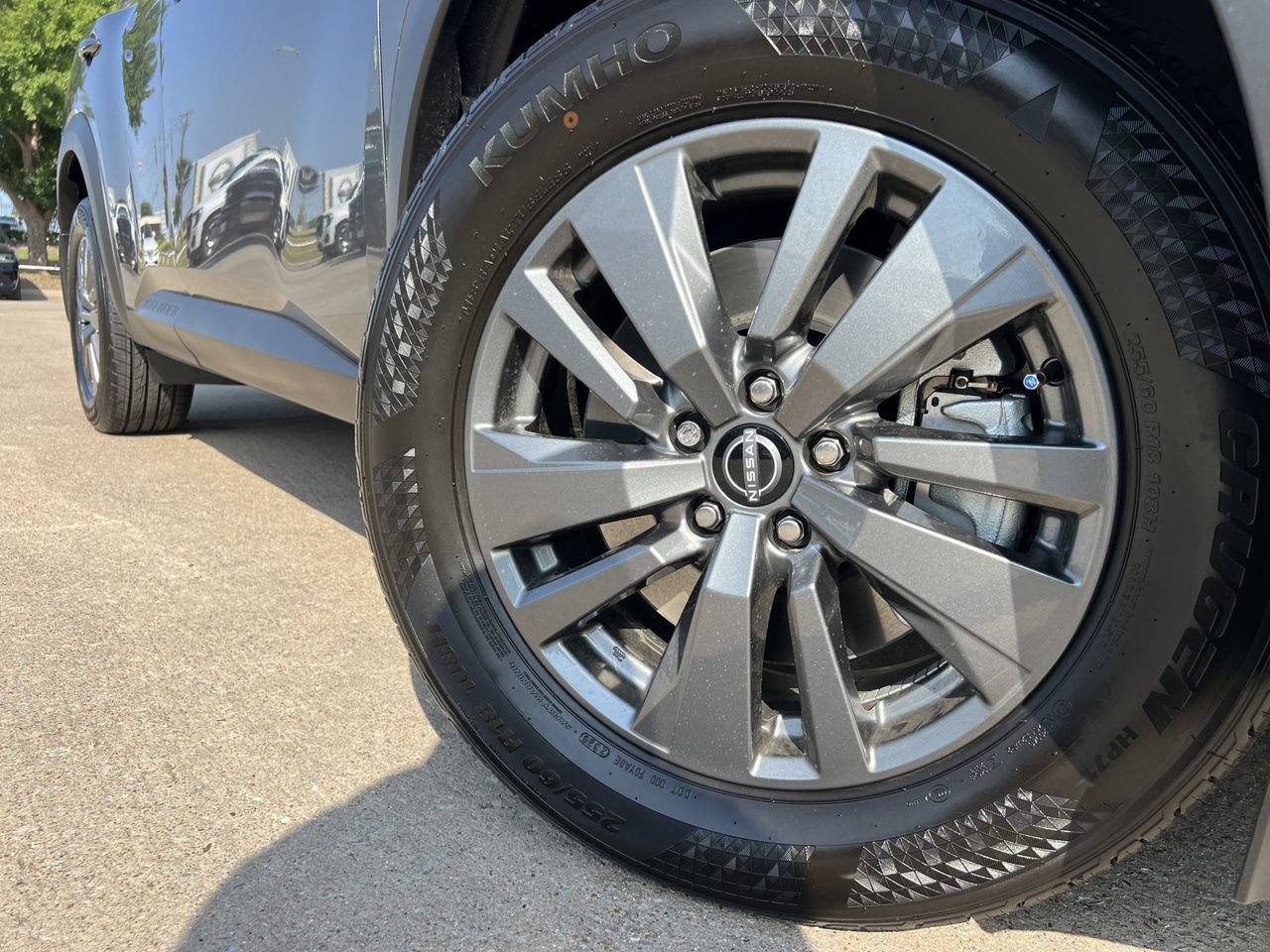 Certified 2026 Nissan Pathfinder SV FWD image 6