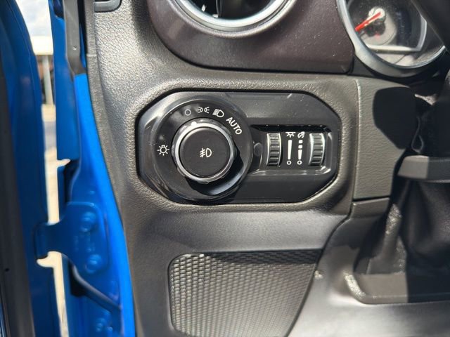 Used 2021 Jeep Wrangler Unlimited Rubicon w/ Trailer Tow Package image 21