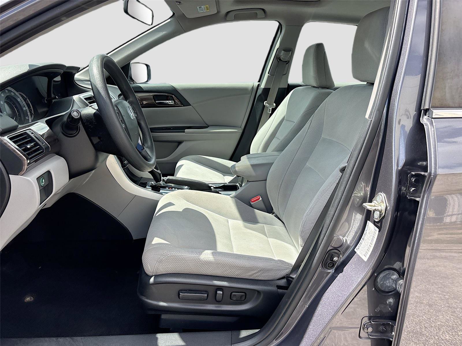 Certified 2017 Honda Accord EX image 23