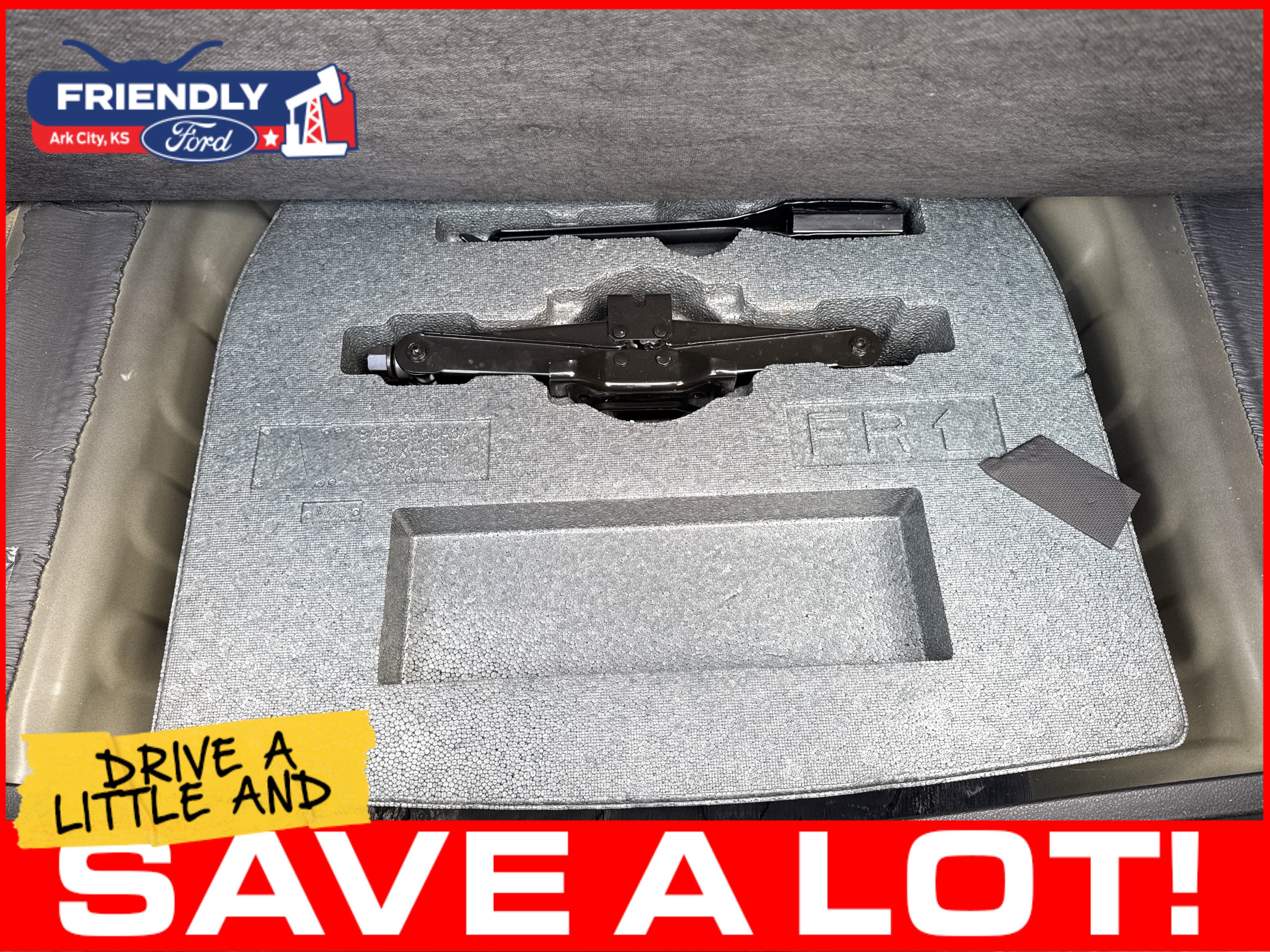 Used 2024 Nissan Altima 2.5 SV FWD image 24