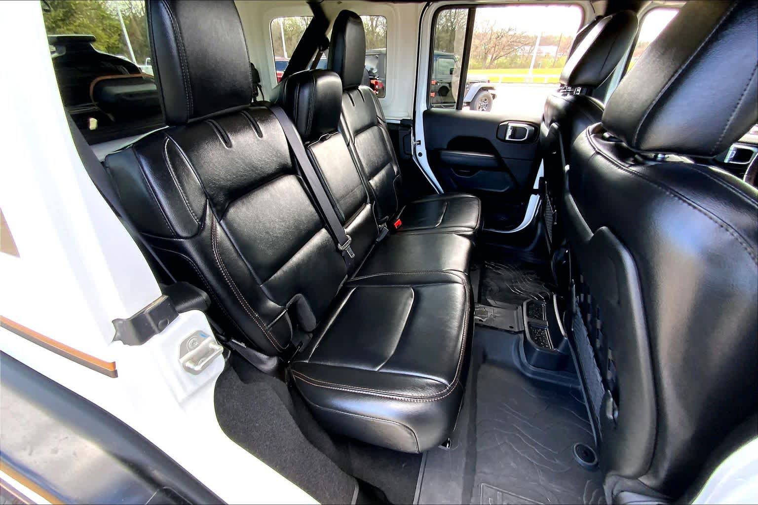 Used 2023 Jeep Wrangler Unlimited Rubicon 392 AWD/4WD image 20