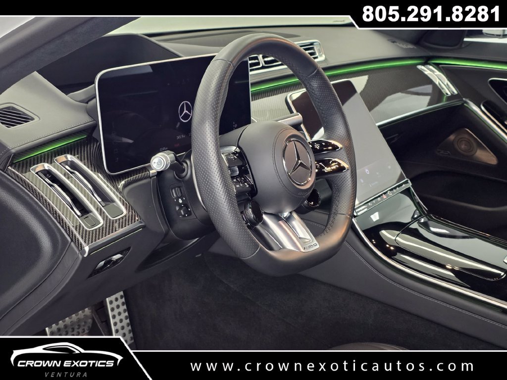 Used 2024 Mercedes-Benz S 63 AMG S w/ Carbon Fiber Exterior Package image 29