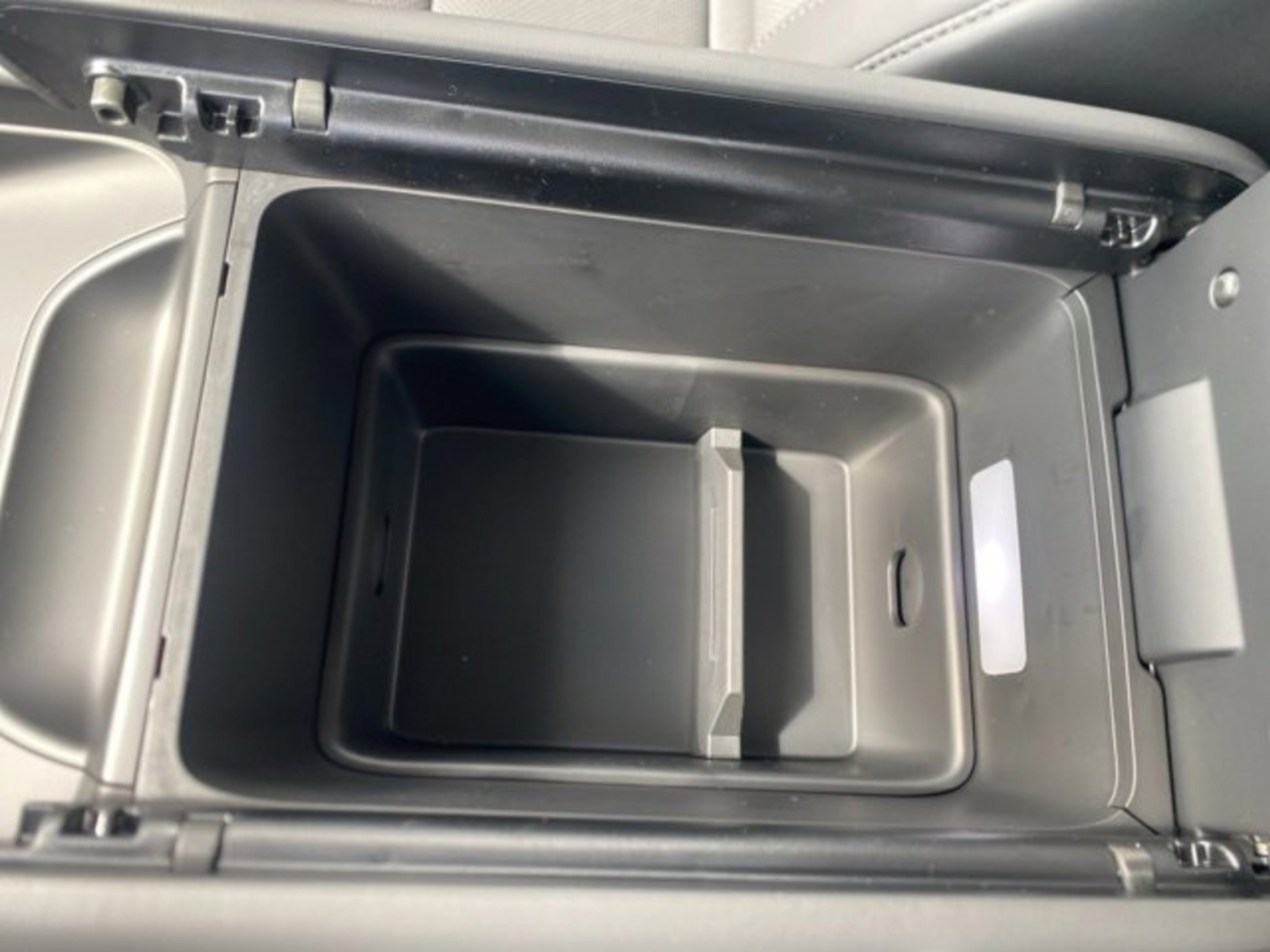 Used 2025 Hyundai Santa Fe SEL FWD image 29