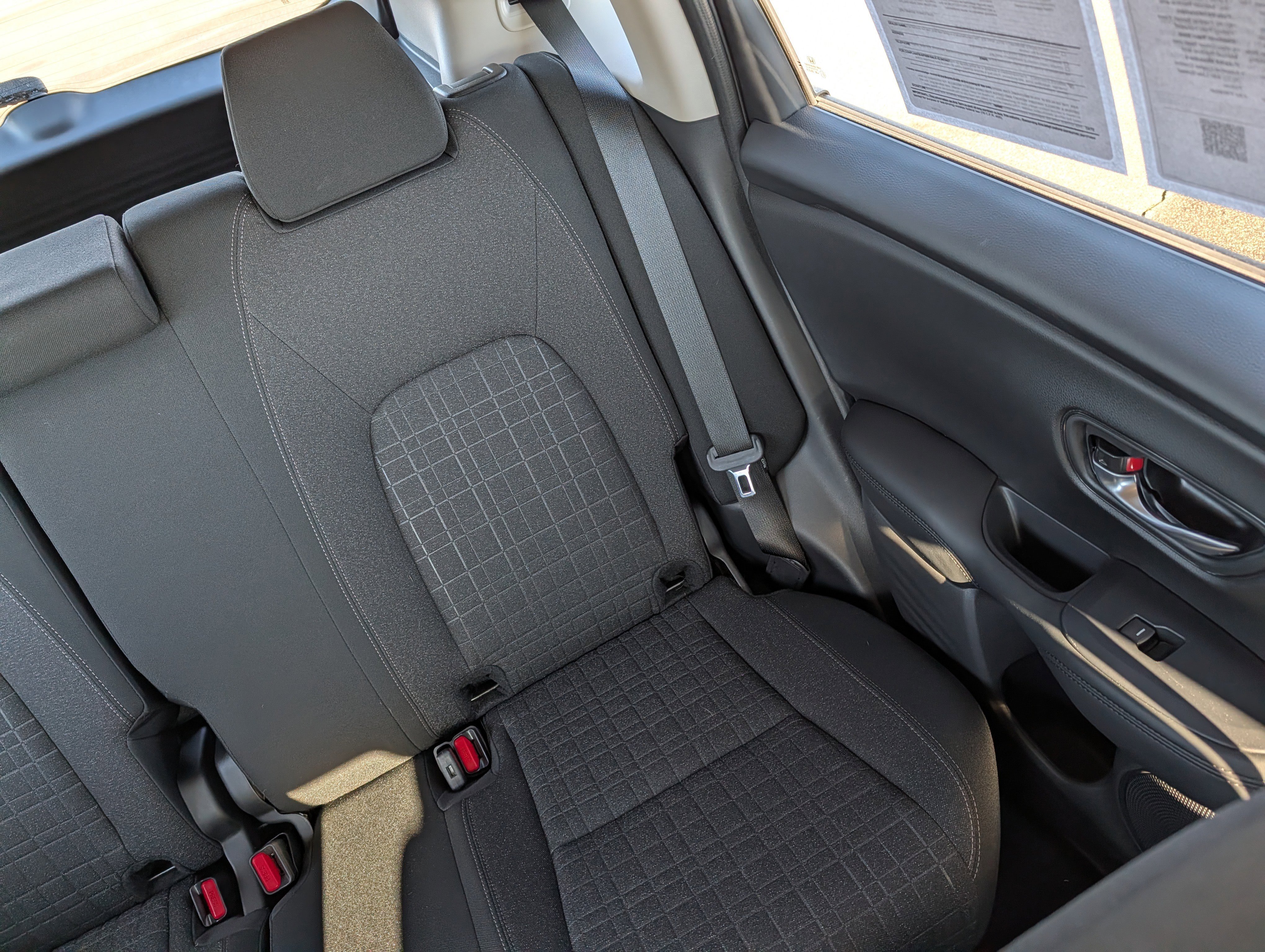 Used 2025 Honda HR-V LX image 14