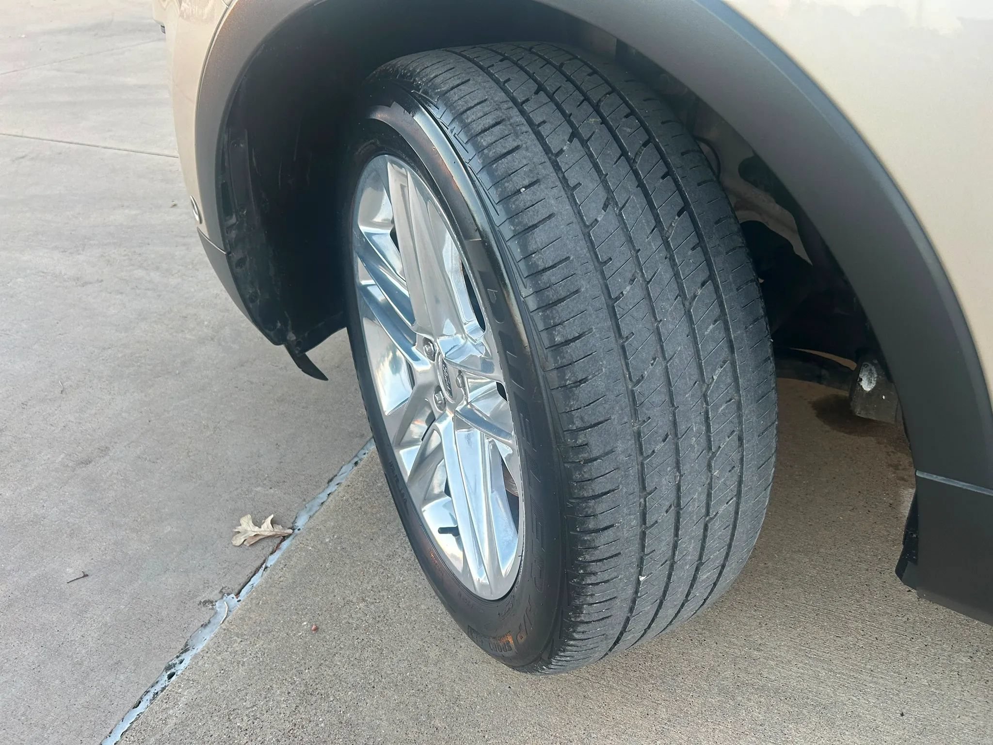 Used 2017 Ford Explorer Limited w/ Equipment Group 301A FWD image 37