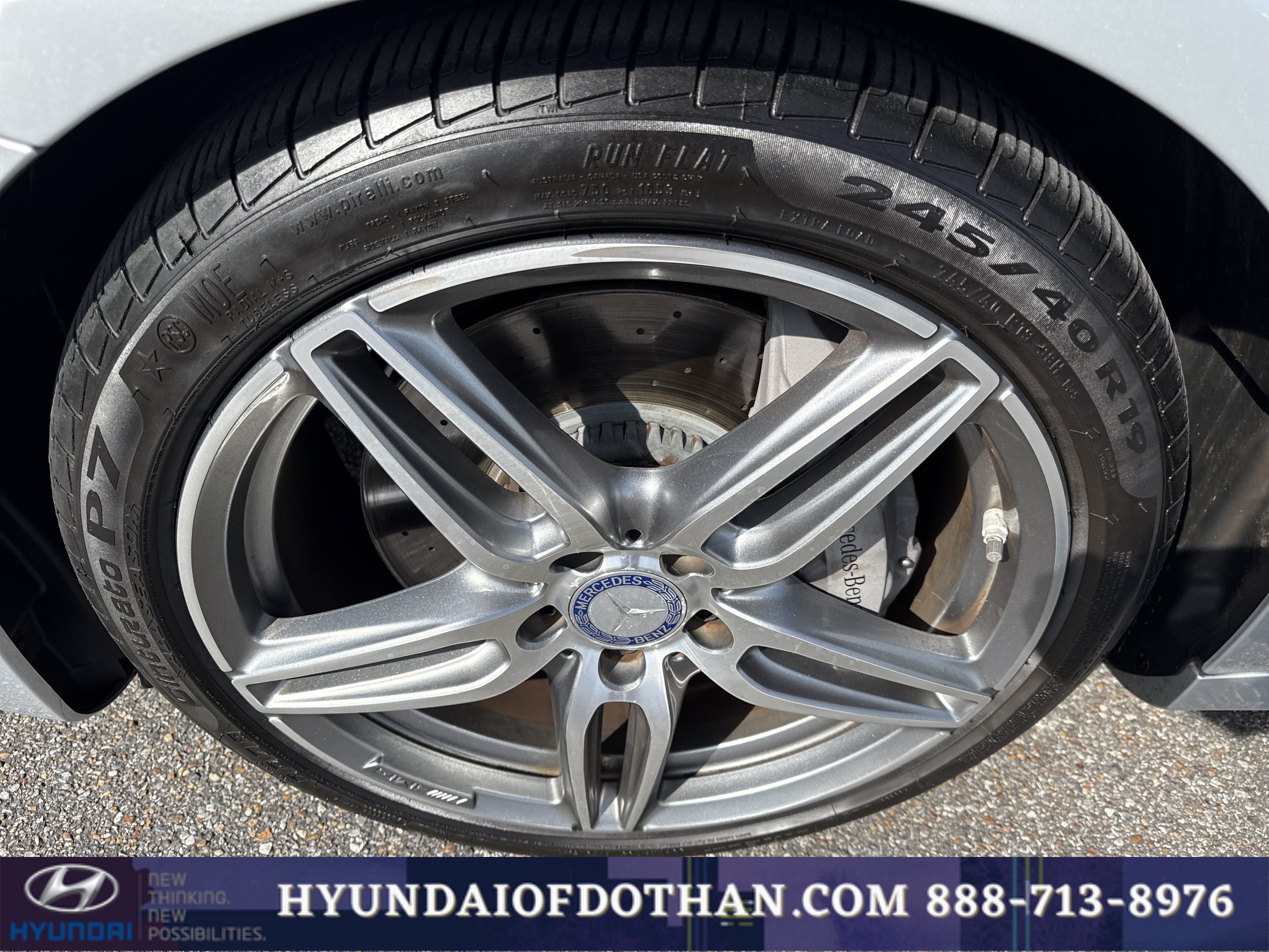 Used 2017 Mercedes-Benz E 300 image 19