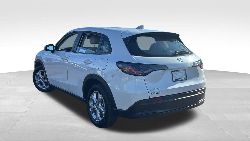 Used 2025 Honda HR-V LX image 5