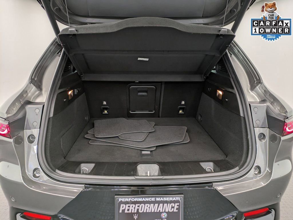 Used 2025 Alfa Romeo Tonale w/ Premium Package image 27