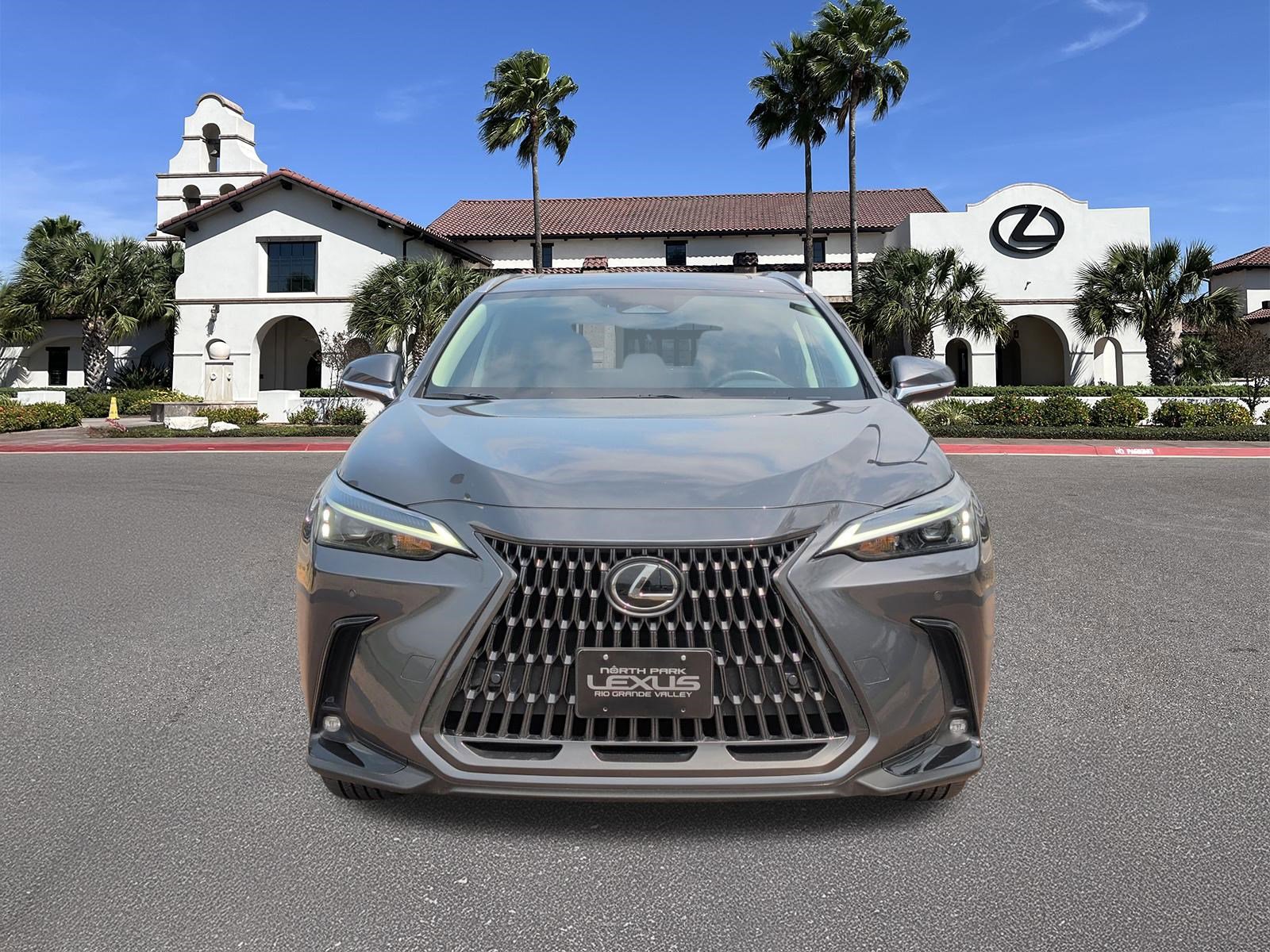 Used 2025 Lexus NX 250 FWD w/ Accessory Package (Z1) image 6