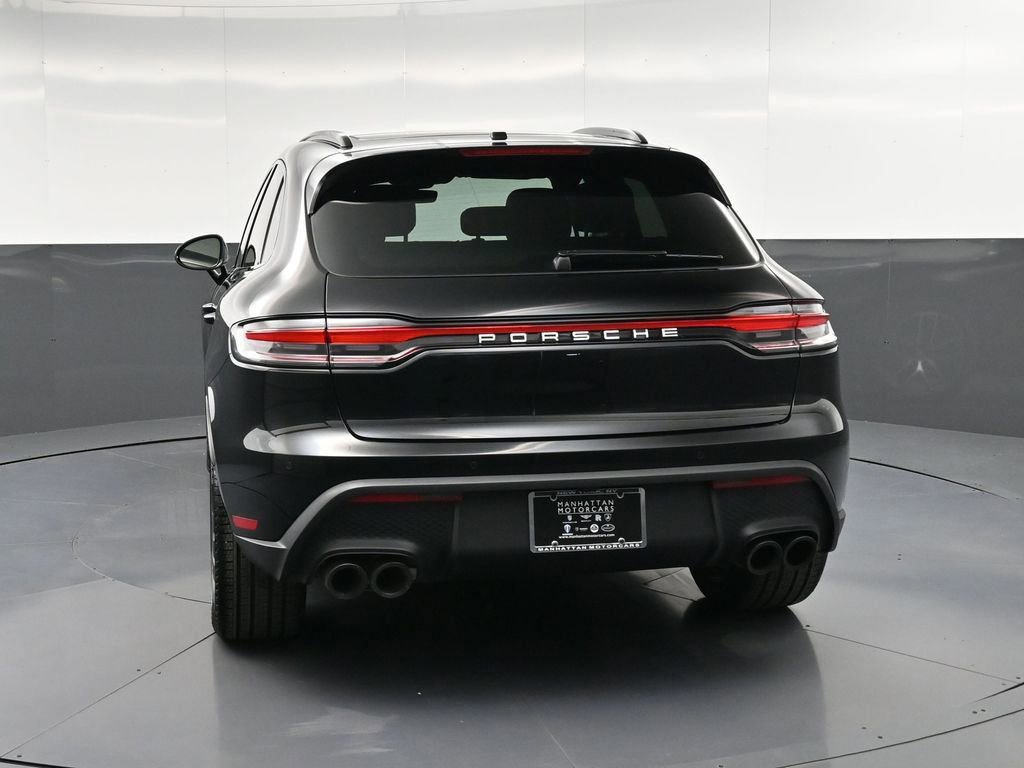 Certified 2026 Porsche Macan AWD/4WD image 7