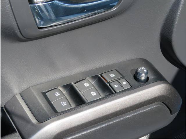 Used 2023 Toyota Tacoma TRD Off-Road w/ Technology Package AWD/4WD image 13