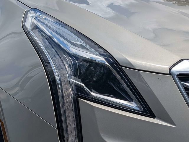 Used 2017 Cadillac XT5 Platinum AWD/4WD image 9