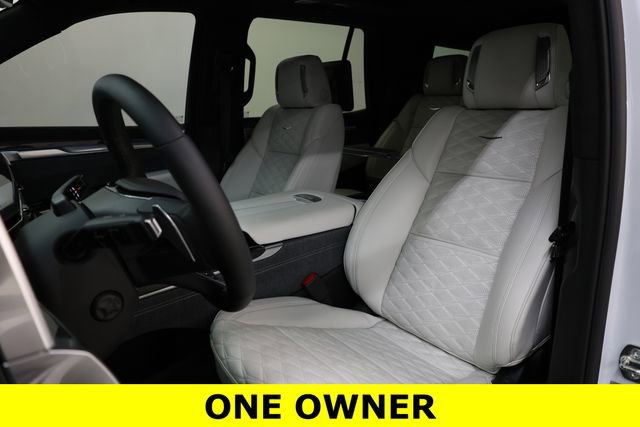 Used 2026 Cadillac Escalade V image 11
