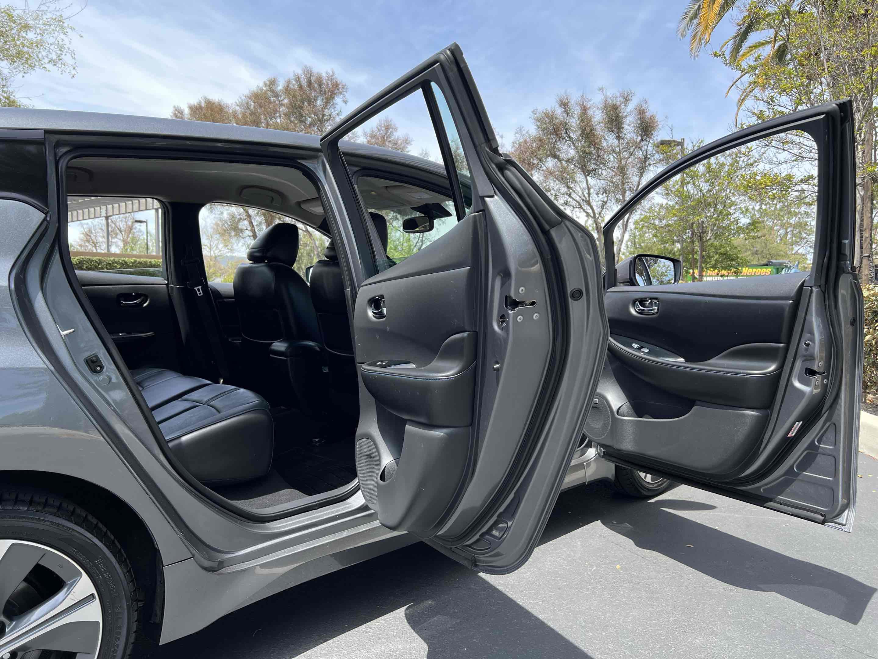 Used 2019 Nissan Leaf SL Plus w/ Protection Package FWD image 40