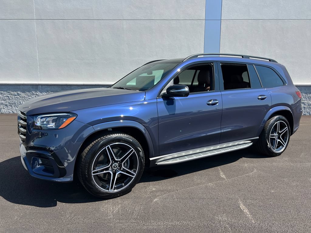 New 2026 Mercedes-Benz GLS 450 4MATIC image 1