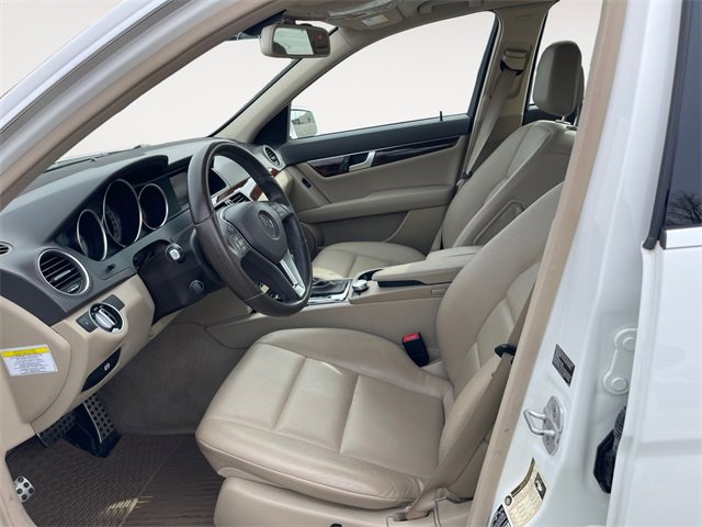 Used 2013 Mercedes-Benz C 300 4MATIC Sedan image 9