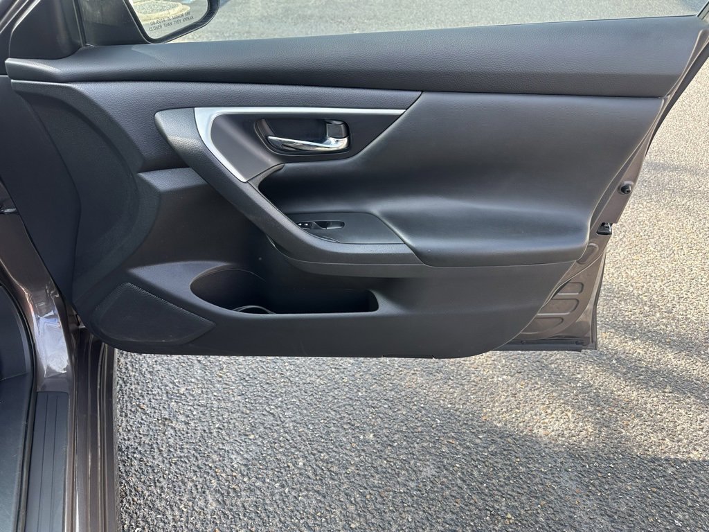 Used 2016 Nissan Altima 2.5 S w/ Power Driver Seat Package image 21