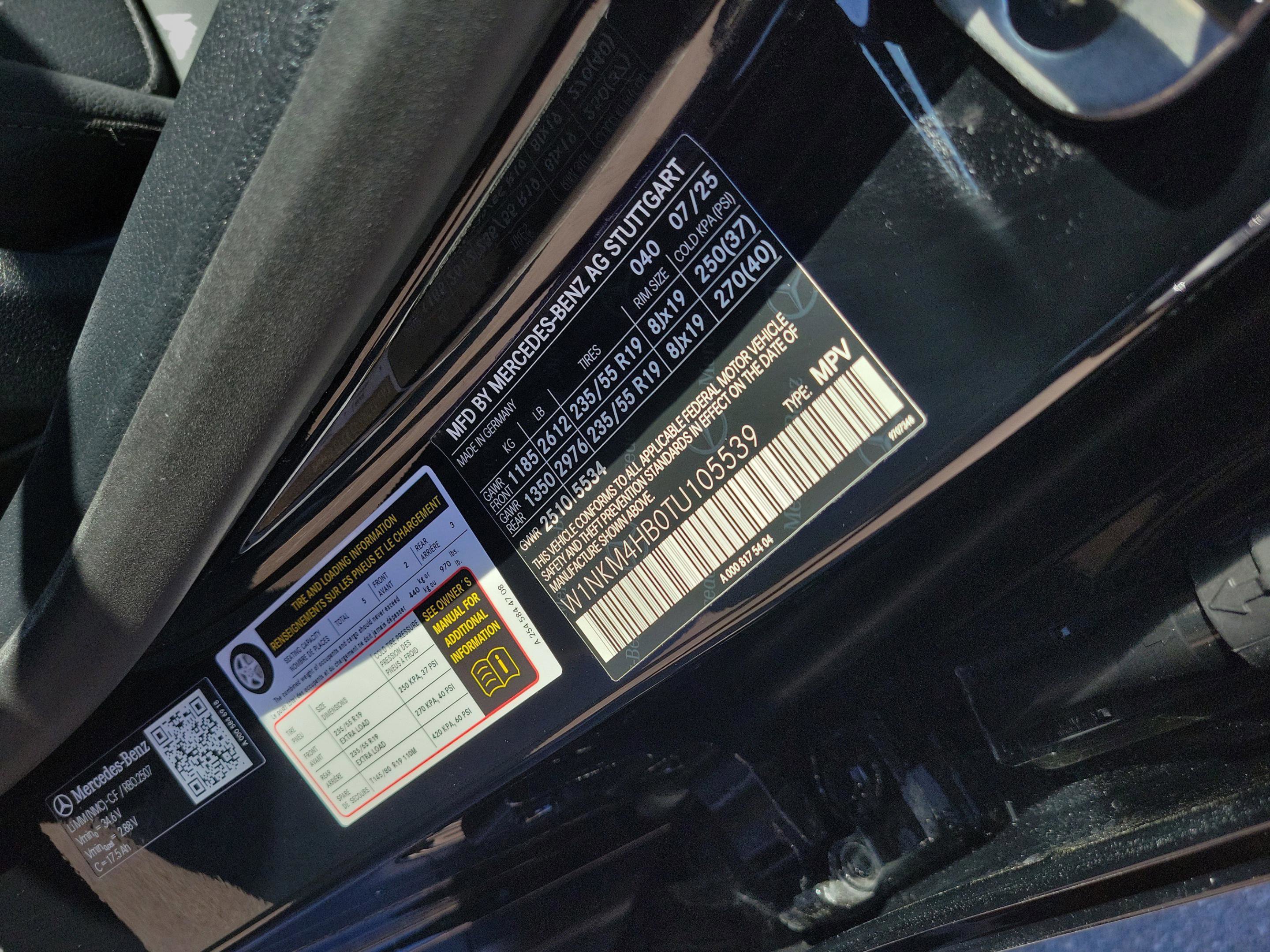 Used 2026 Mercedes-Benz GLC 300 4MATIC image 32