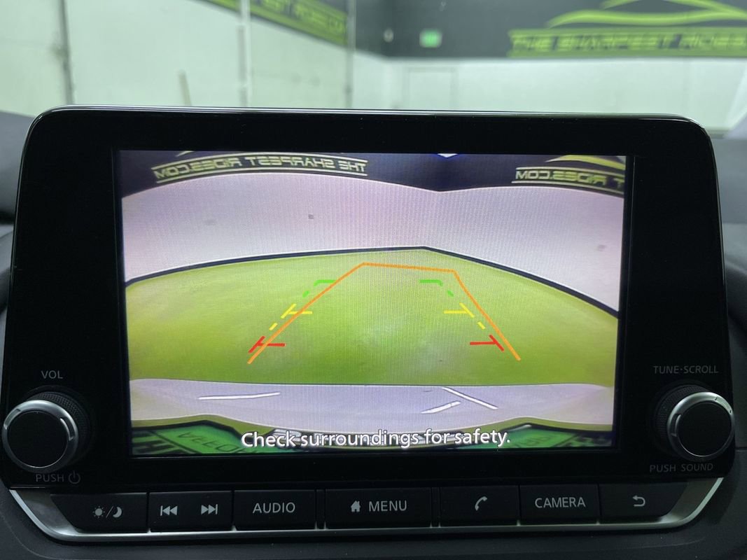 Used 2024 Nissan Rogue S image 21