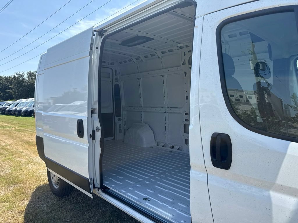 New 2027 RAM ProMaster 2500 w/ Safety Group FWD image 9