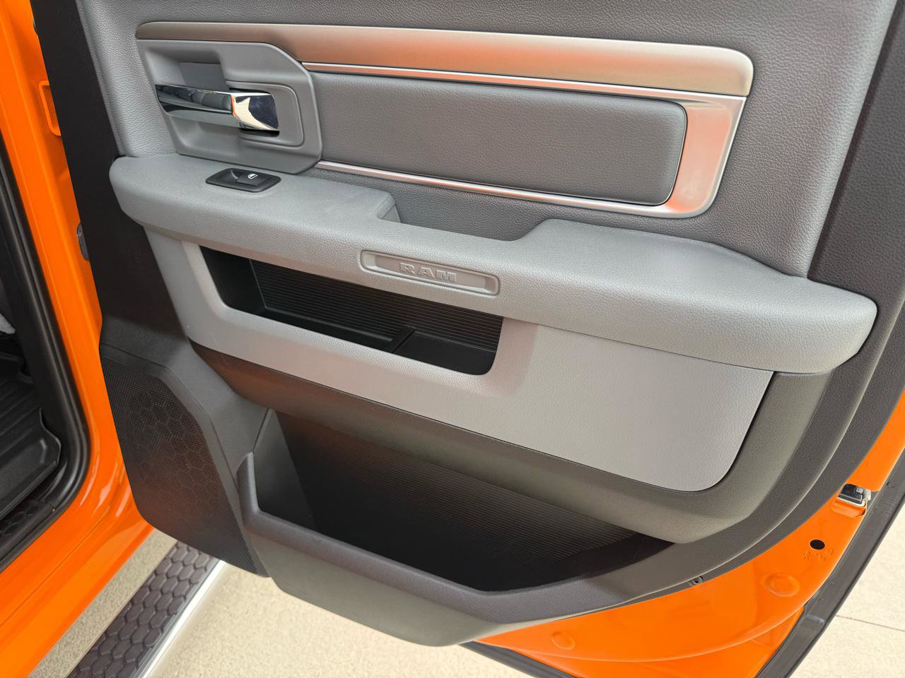 Used 2018 RAM 1500 Big Horn AWD/4WD image 17