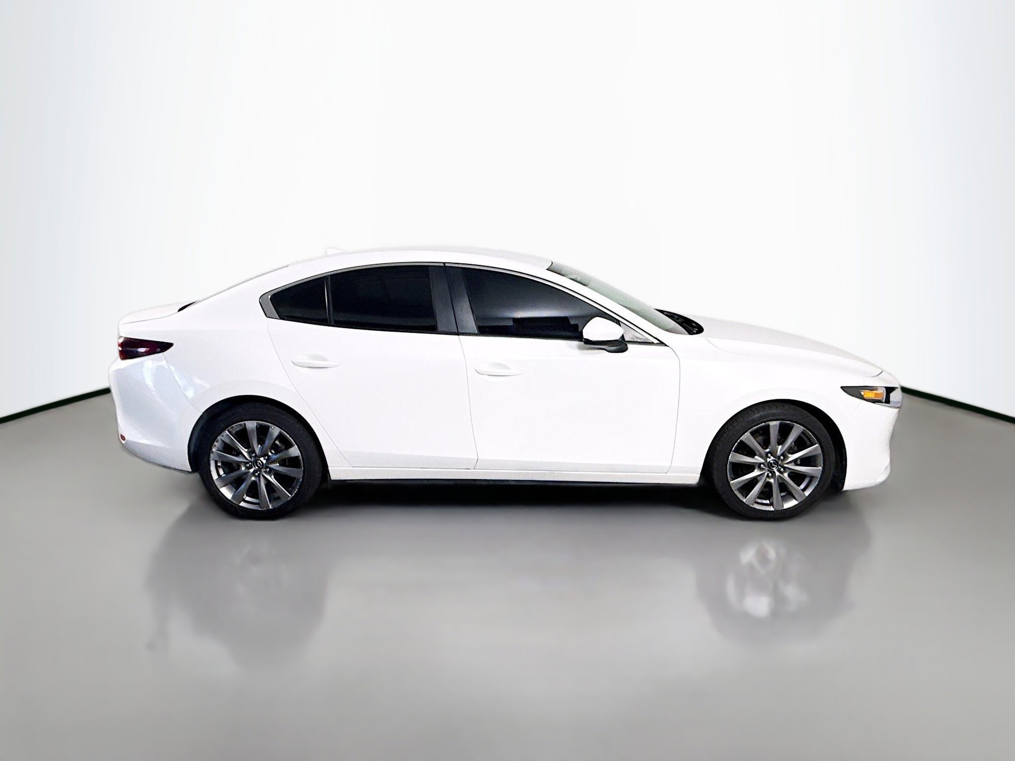 Used 2019 MAZDA MAZDA3 Sedan w/ Preferred Package image 11