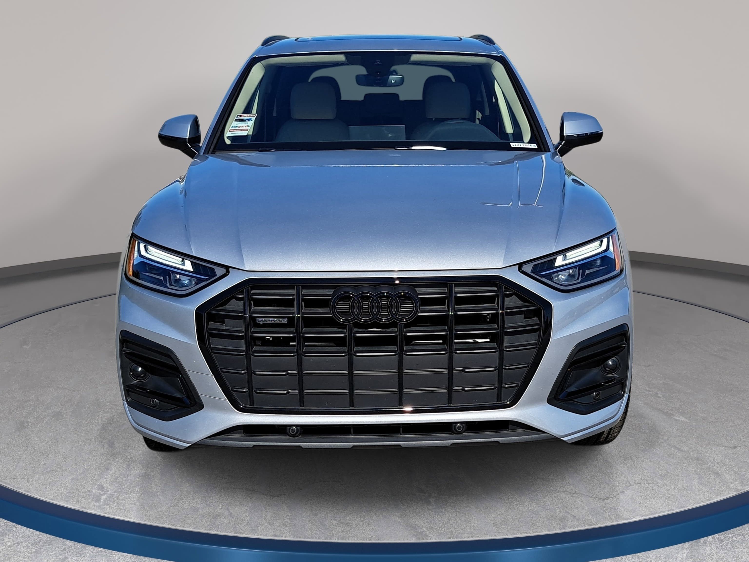Used 2025 Audi Q5 2.0T Premium image 2