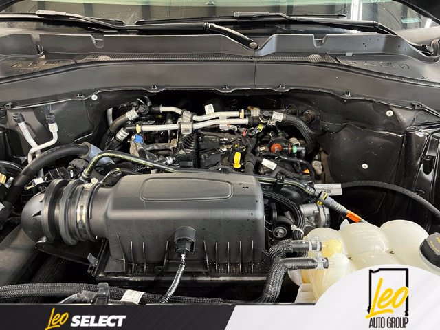 Used 2024 Ford Explorer XLT w/ Equipment Group 202A AWD/4WD image 35