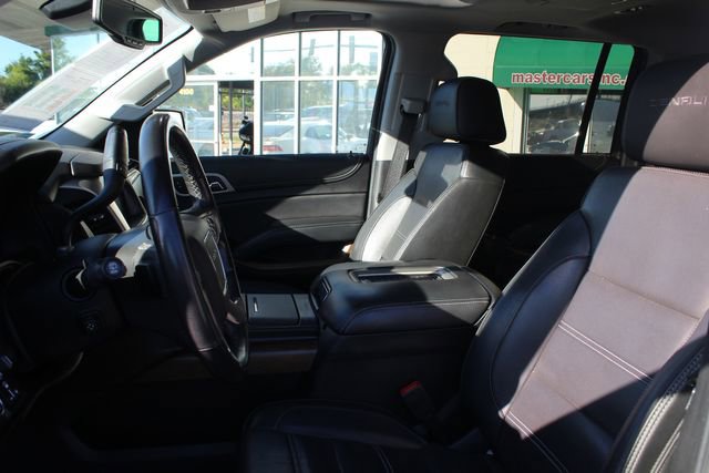 Used 2020 GMC Yukon XL Denali w/ Open Road Package image 19