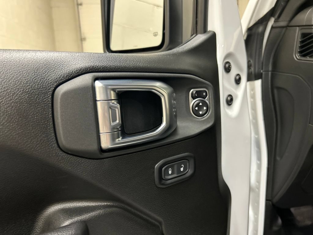Used 2024 Jeep Wrangler Sport AWD/4WD image 23