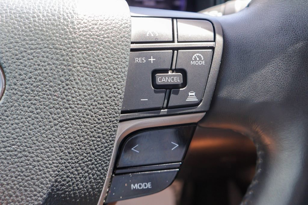 Used 2025 Toyota Camry XSE FWD image 15