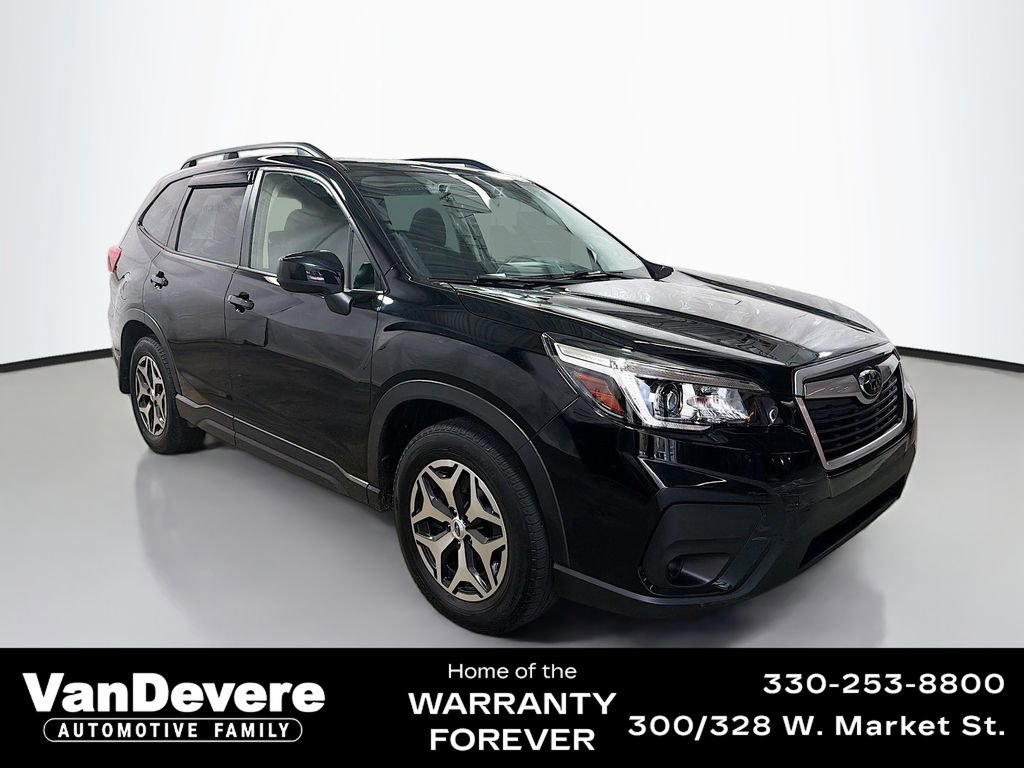 Used 2020 Subaru Forester Premium image 1