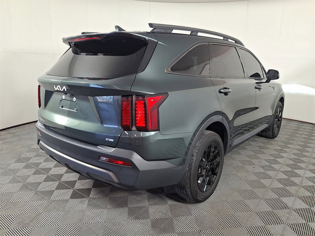 Used 2023 Kia Sorento S w/ Panoramic Sunroof Package image 10
